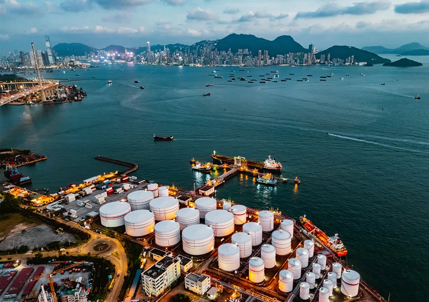 From Barrels to Molecules: Gulf’s Emerging Multi-energy Export Model